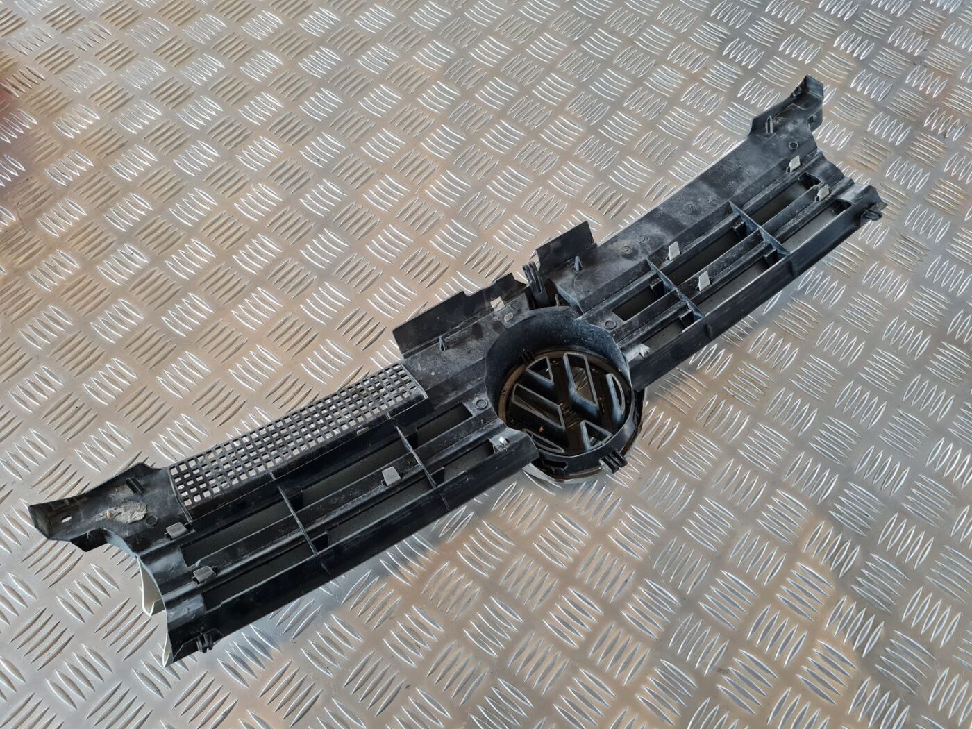 Bufera reste priekš VW GOLF IV 1999 8 Bufera reste priekš VW GOLF IV 1999