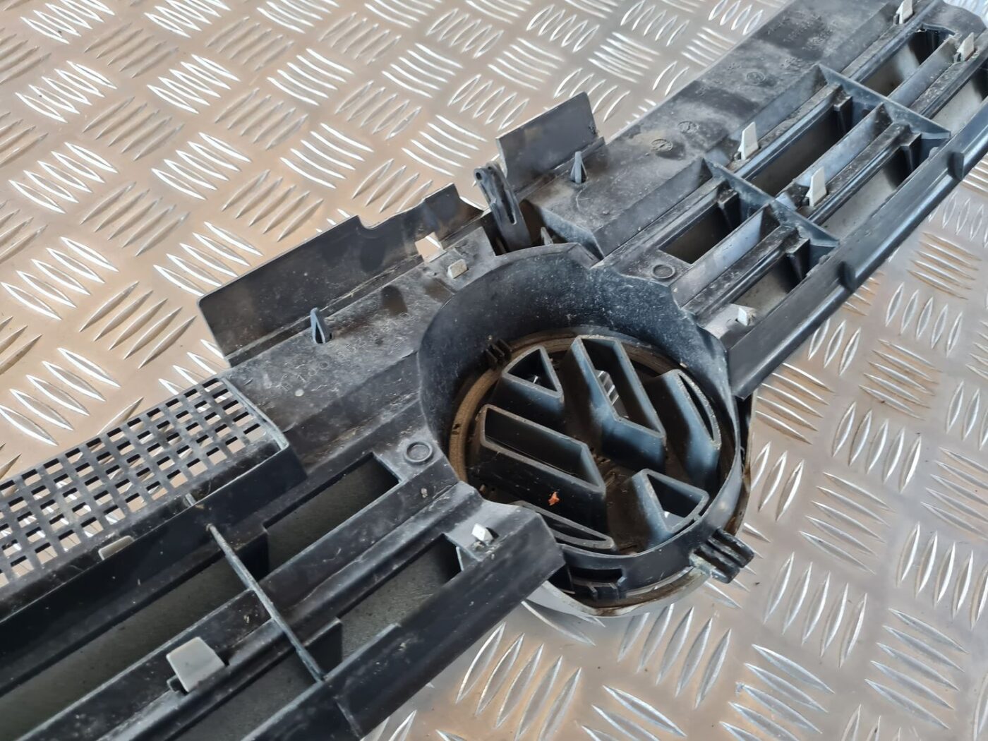 Bufera reste priekš VW GOLF IV 1999 6 Bufera reste priekš VW GOLF IV 1999