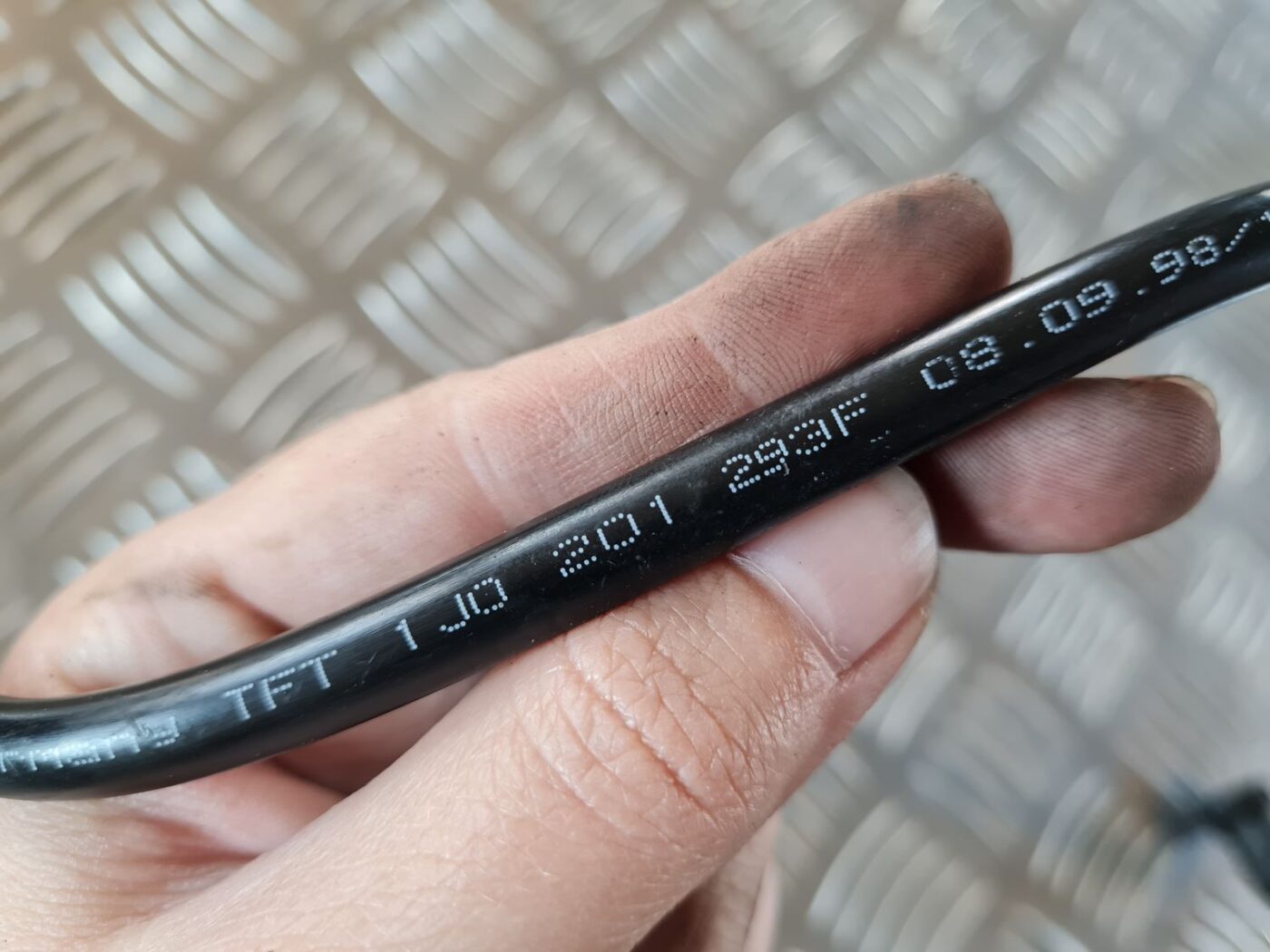 Degvielas caurule priekš VW GOLF IV 1999 3 Degvielas caurule priekš VW GOLF IV 1999