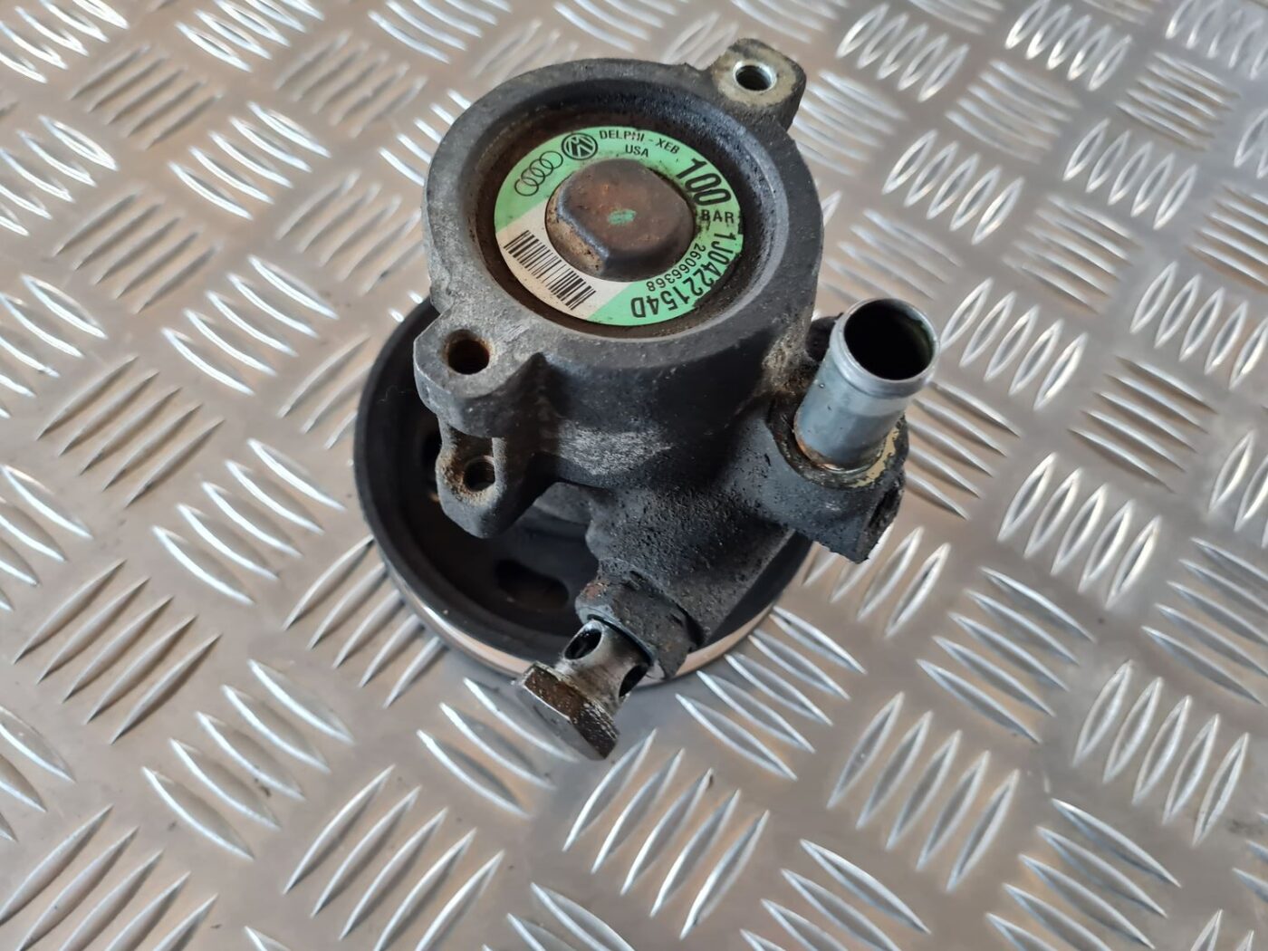 Hidrauliskais pastiprinātājs priekš VW GOLF IV 1999 3 Hidrauliskais pastiprinātājs priekš VW GOLF IV 1999