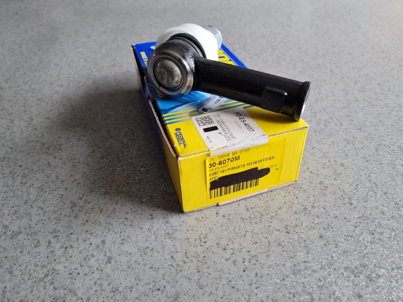 Stūres mehānisma uzgalis priekš 3 Stūres mehānisma uzgalis priekš