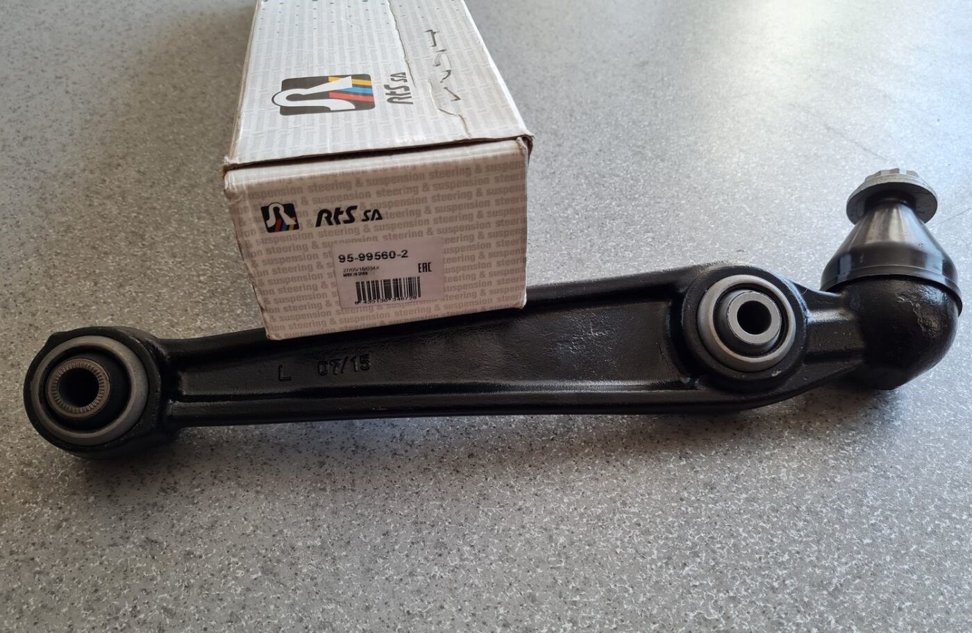 Priekšējas piekares svira priekš 3 Priekšējas piekares svira priekš