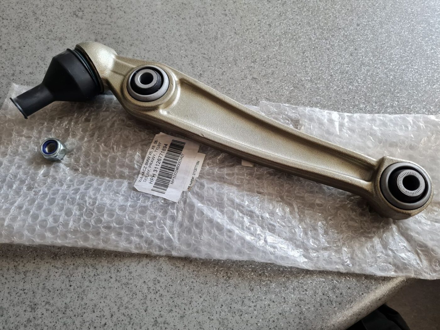 Priekšējas piekares svira priekš 2 Priekšējas piekares svira priekš