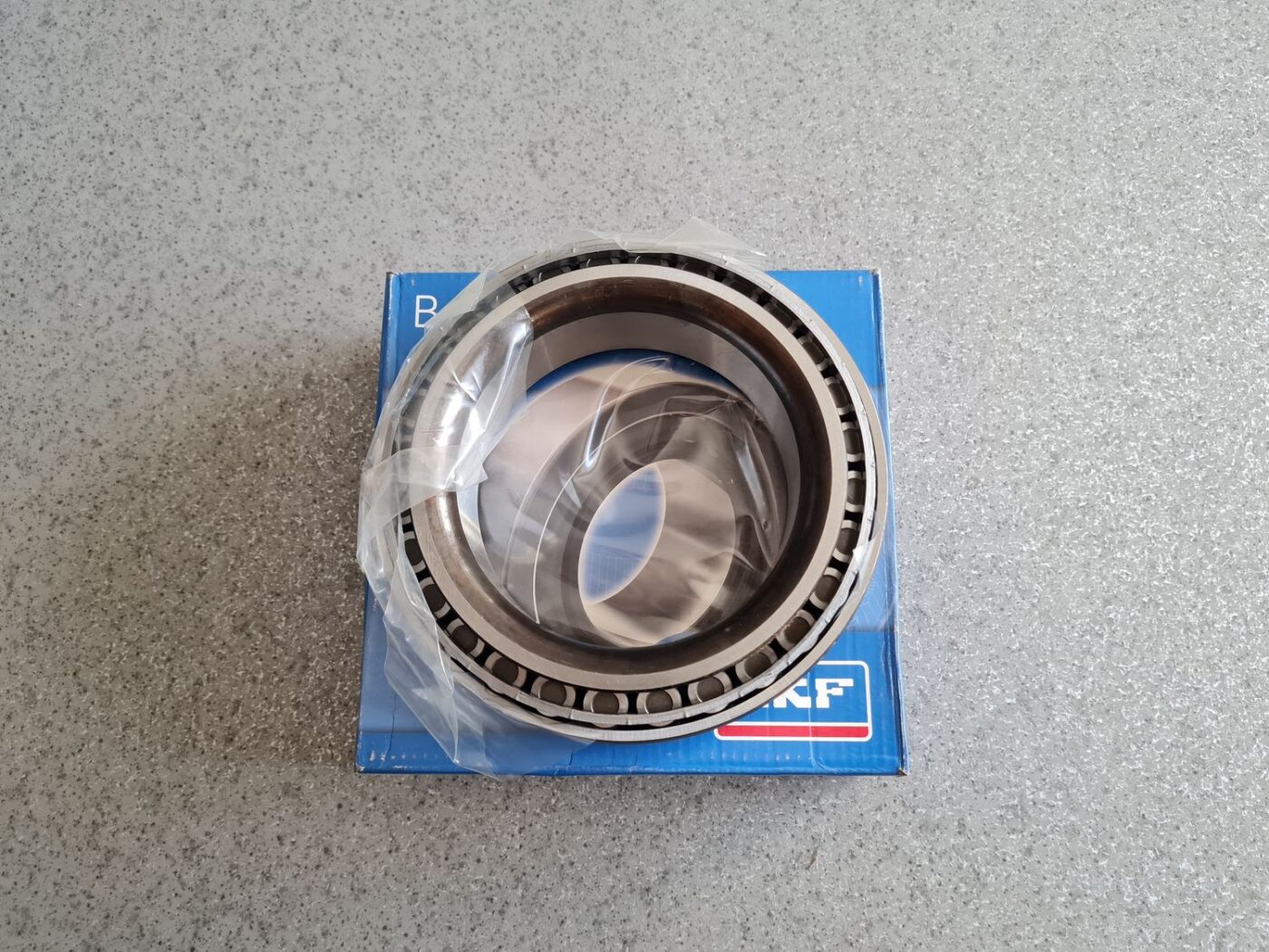 Riteņa rumbas gultnis priekš 1 Riteņa rumbas gultnis priekš