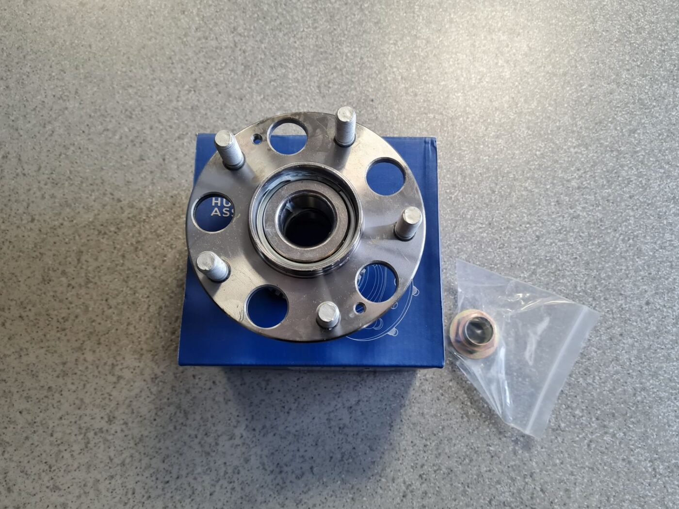 Riteņa rumbas gultnis priekš 2 Riteņa rumbas gultnis priekš