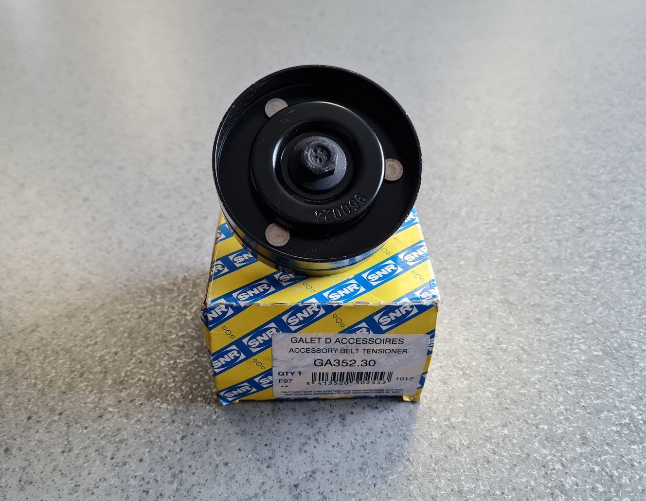 Spriegotājrullītis priekš 2 Spriegotājrullītis priekš