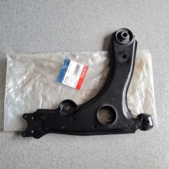 Priekšējas piekares svira priekš