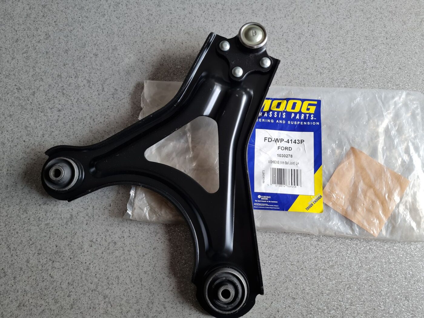 Priekšējas piekares svira priekš 2 Priekšējas piekares svira priekš