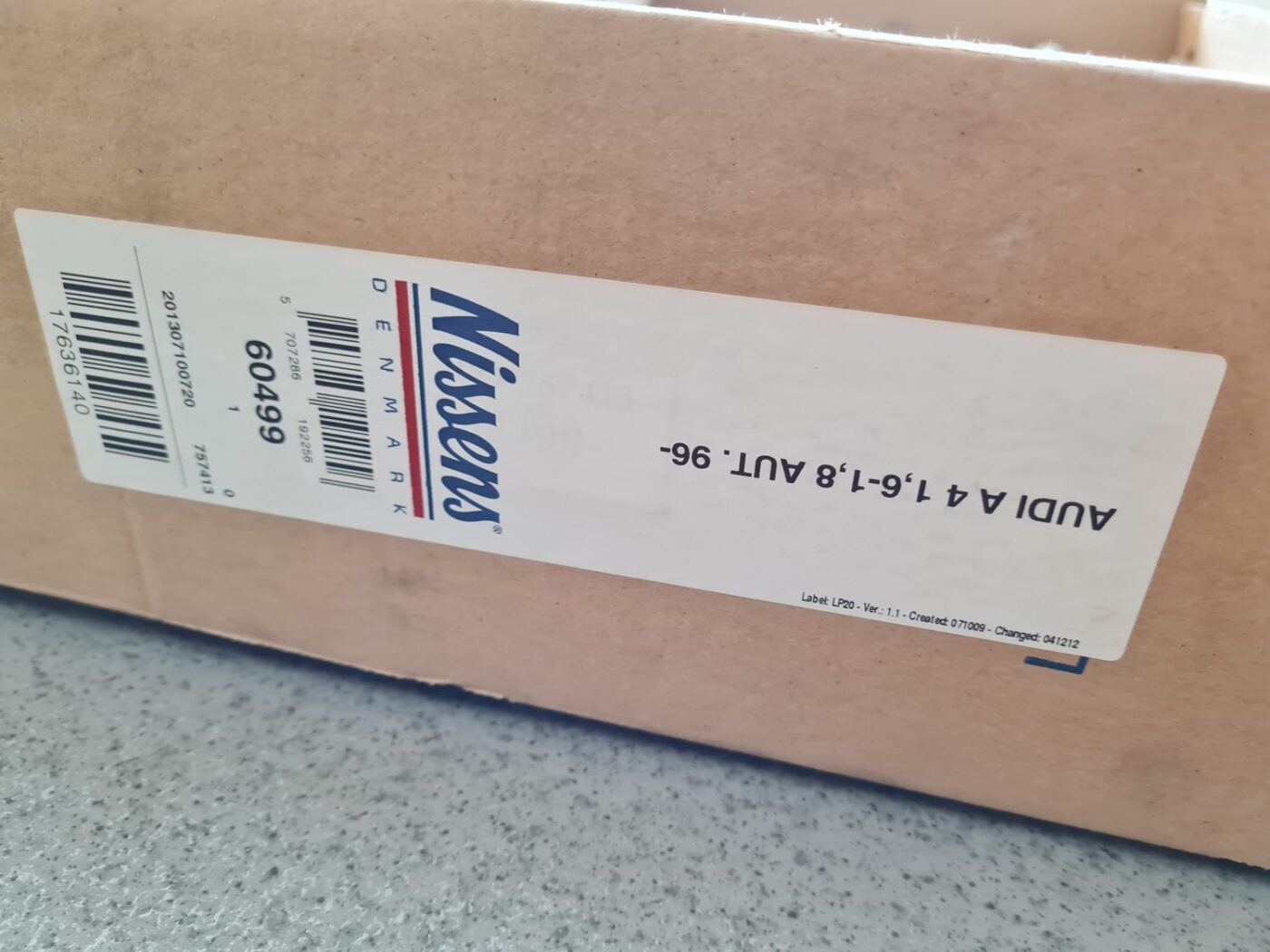 Dzesēšanas radiators priekš 3 Dzesēšanas radiators priekš