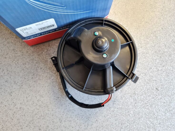 Salona ventilators priekš
