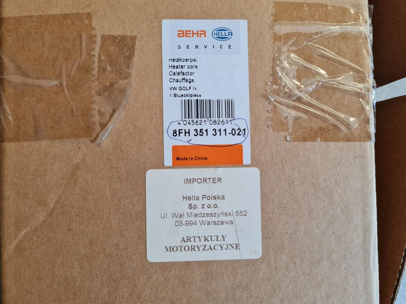 Apsildes sistēmas radiators priekš 3 Apsildes sistēmas radiators priekš