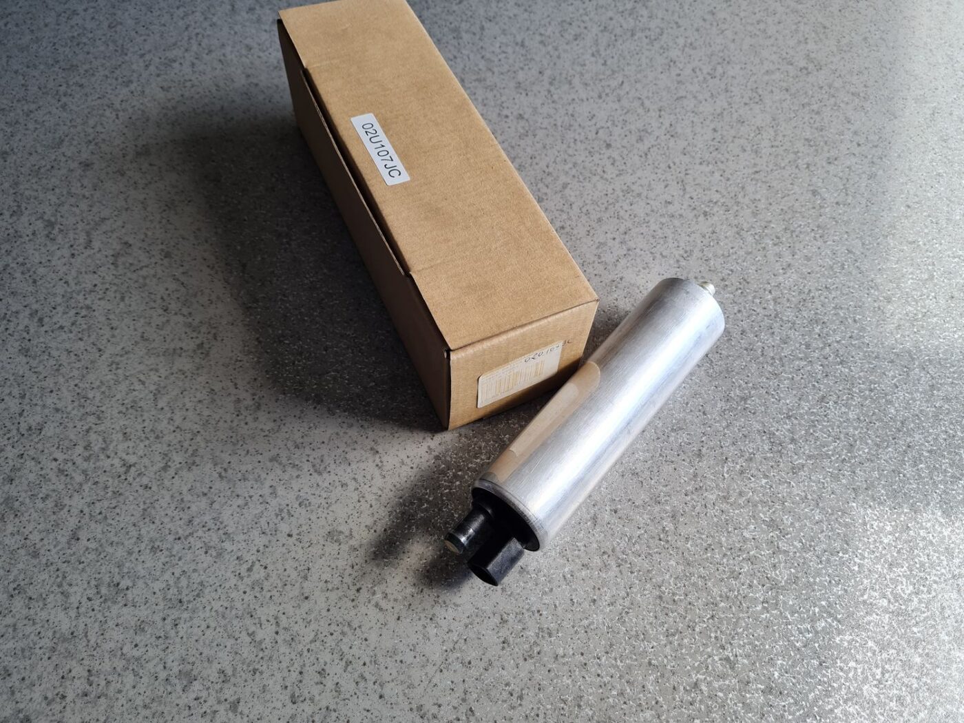 Degvielas tvertnes sūknis priekš 1 Degvielas tvertnes sūknis priekš