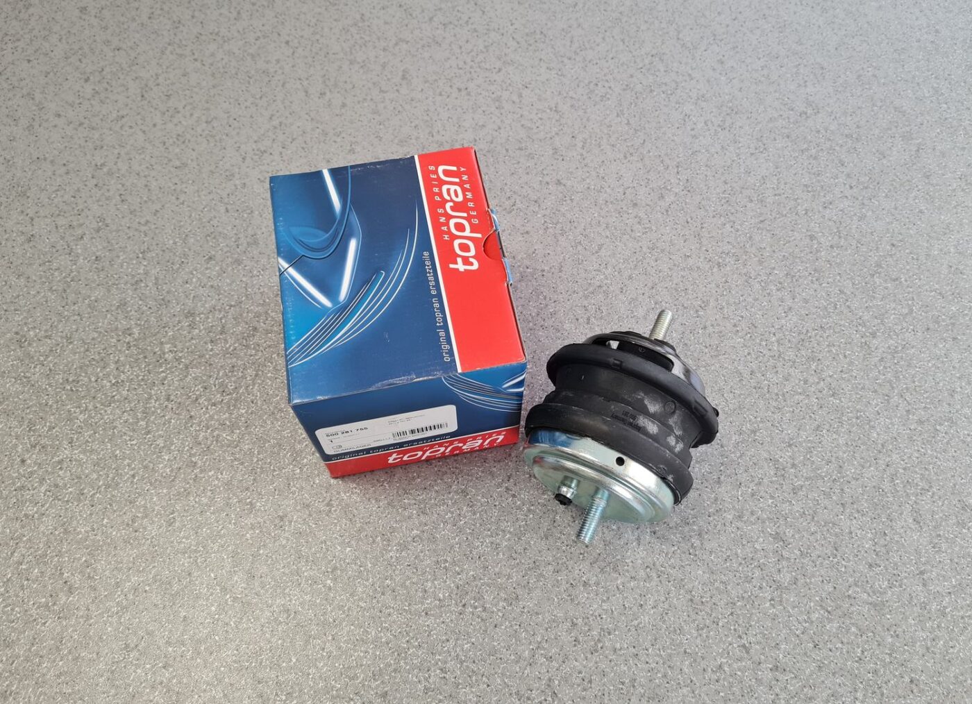 Dzinēja spilvens priekš 1 Dzinēja spilvens priekš