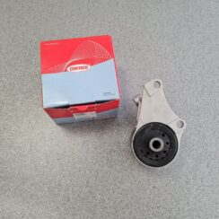 Ātrumkārbas kronšteins priekš