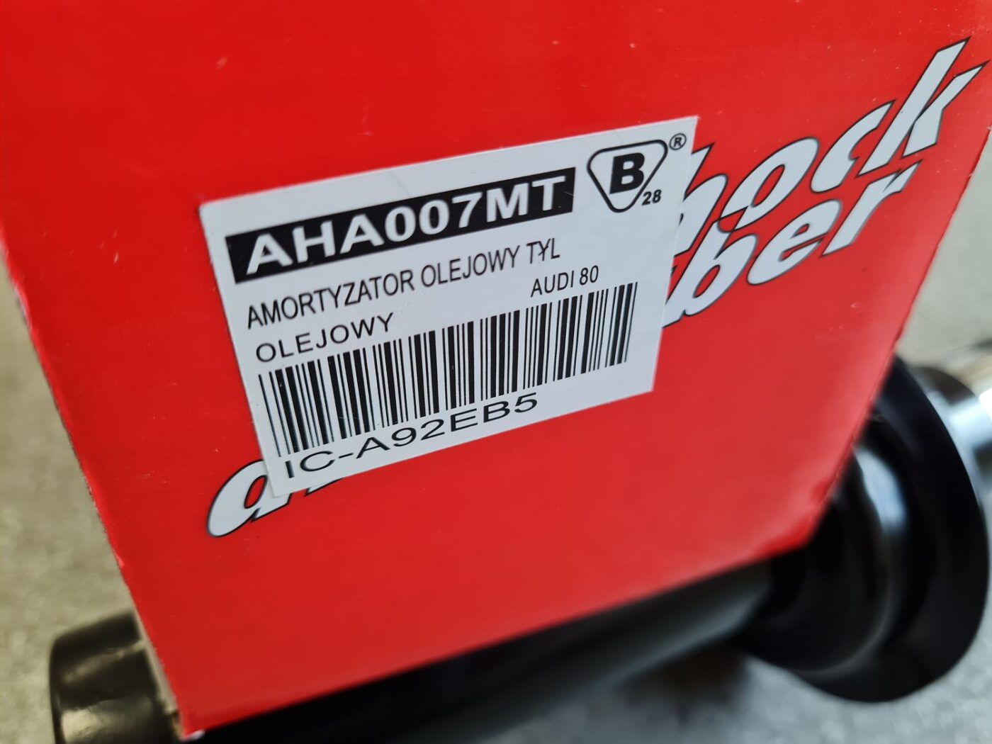 Aizmugurējais amortizators priekš 2 Aizmugurējais amortizators priekš