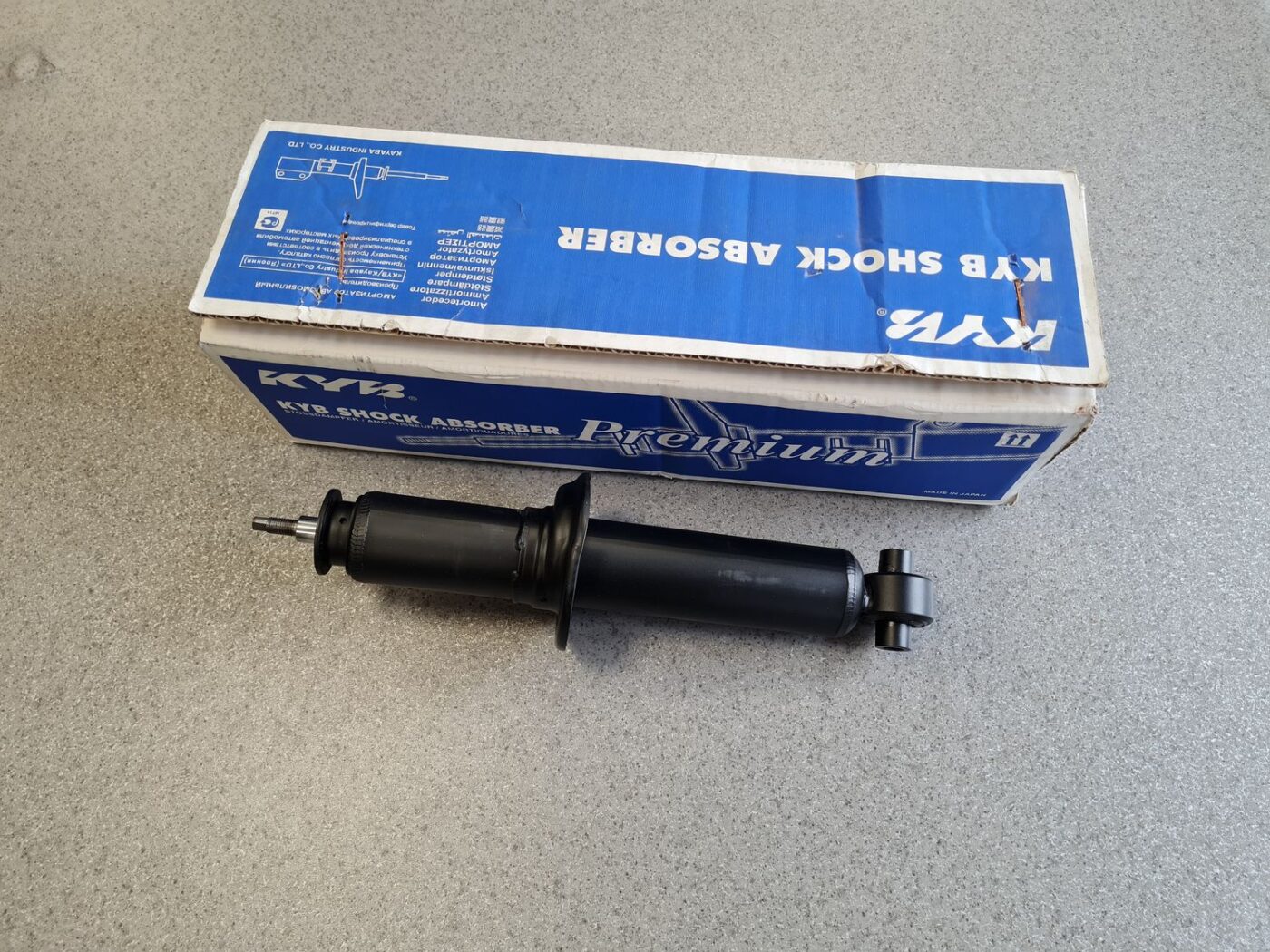 Aizmugurējais amortizators priekš 1 Aizmugurējais amortizators priekš