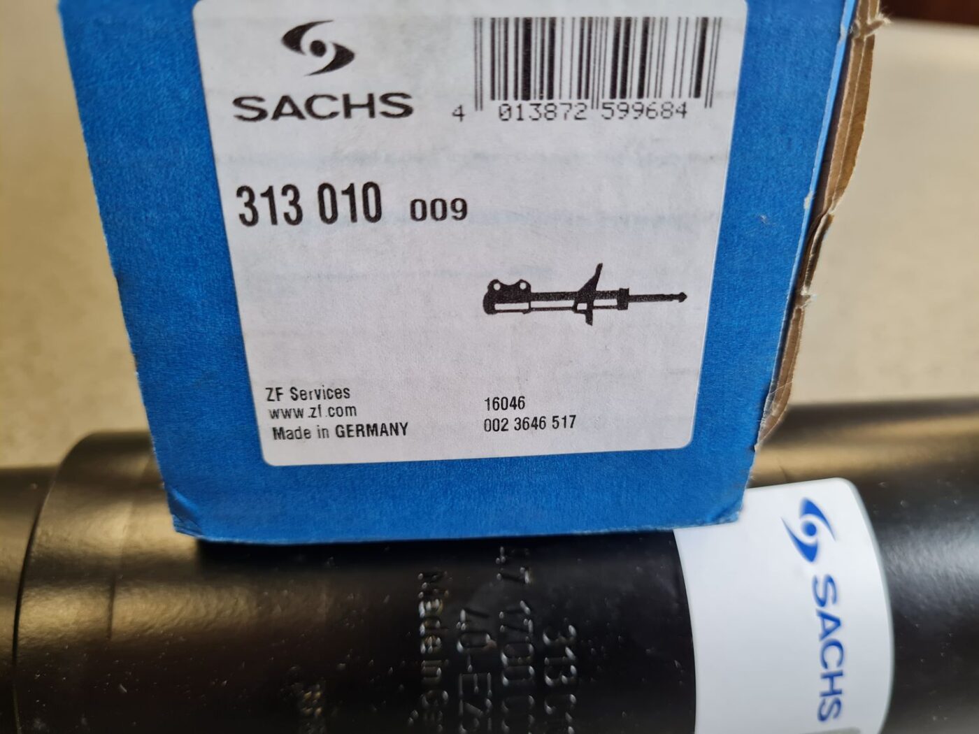 Aizmugurējais amortizators priekš 2 Aizmugurējais amortizators priekš