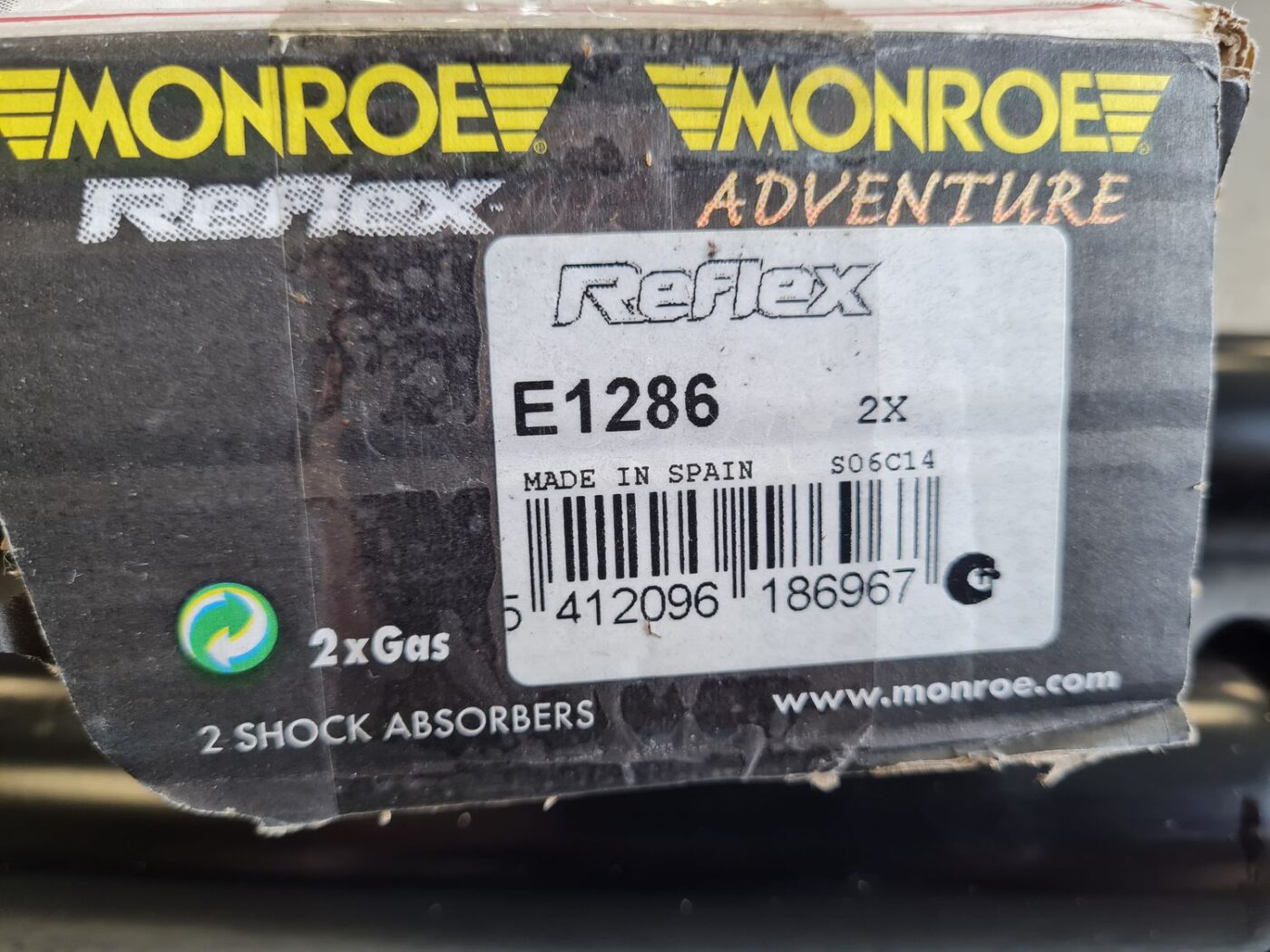 Aizmugurējais amortizators priekš 3 Aizmugurējais amortizators priekš