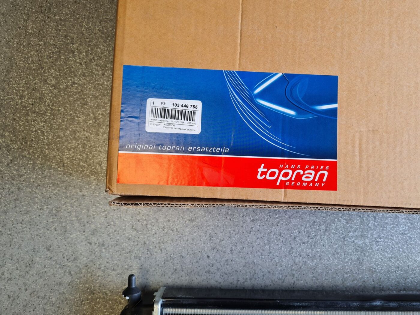 Dzesēšanas radiators priekš 3 Dzesēšanas radiators priekš