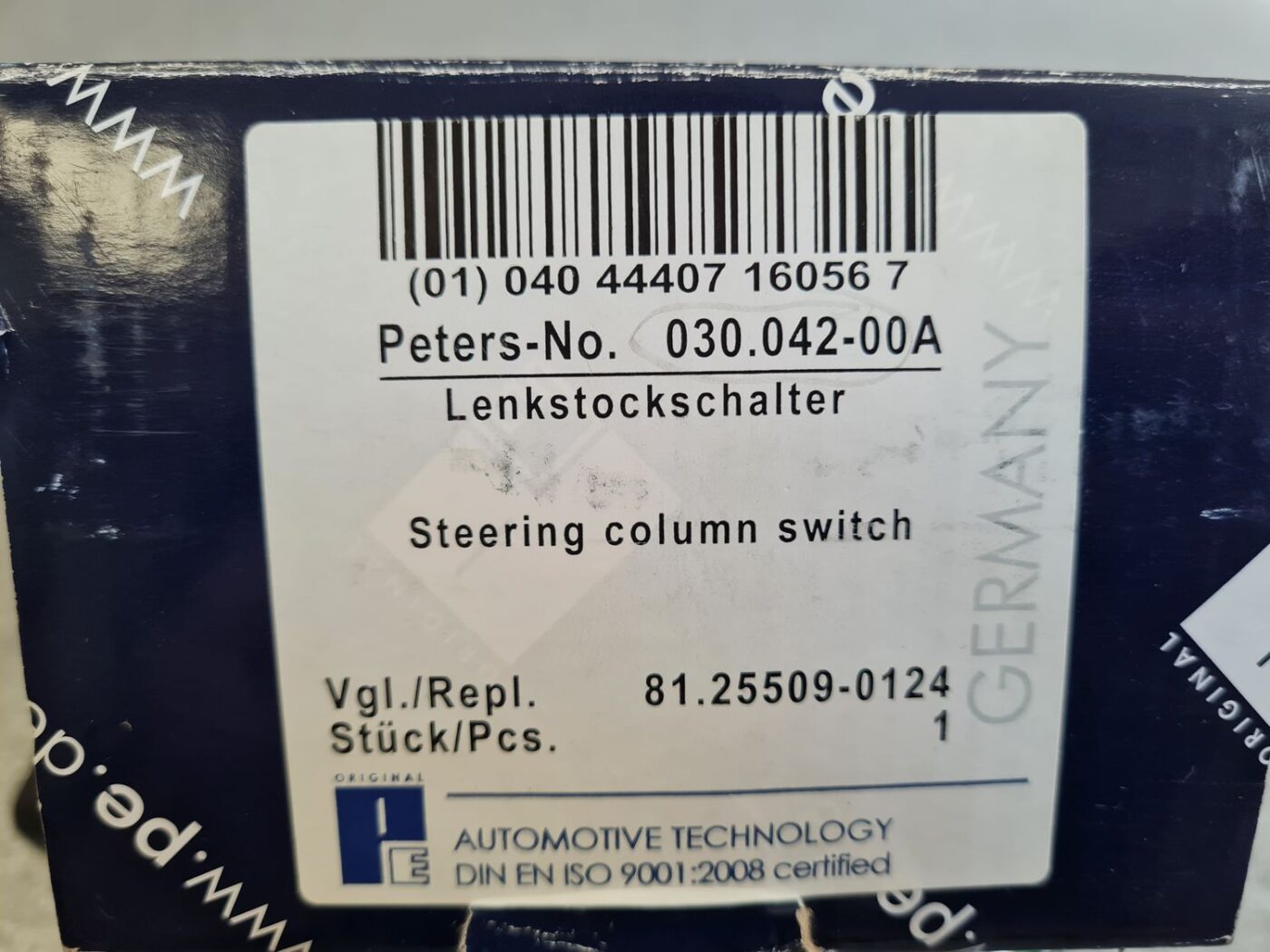 Stūres daudzfunkcionālais slēdzis priekš 3 Stūres daudzfunkcionālais slēdzis priekš