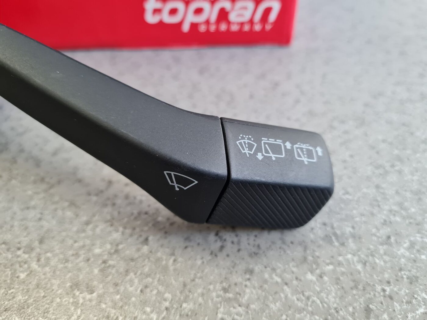 Stikla tīrītāja slēdzis priekš 5 Stikla tīrītāja slēdzis priekš