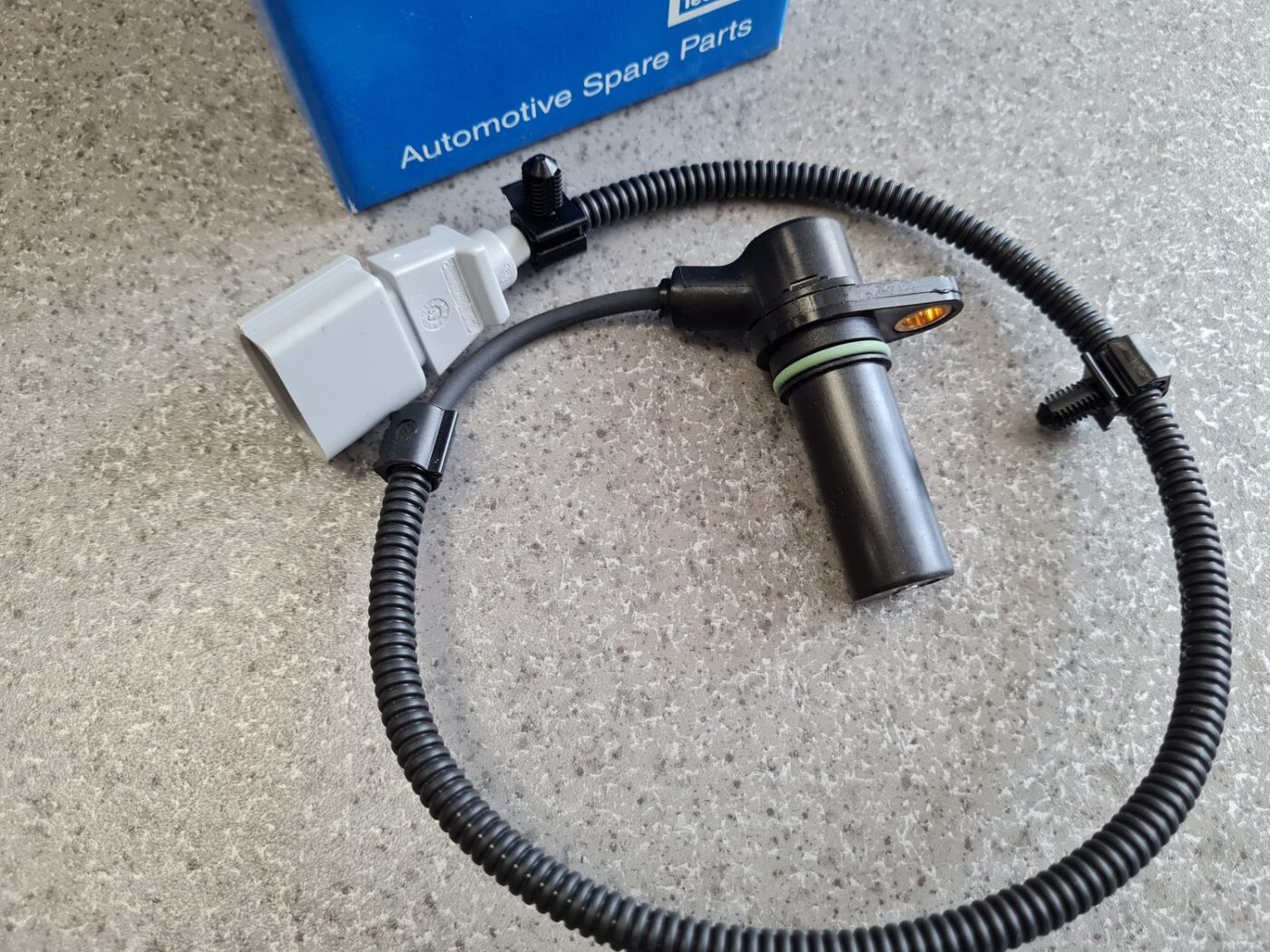 Kloķvārpstas devējs priekš 2 Kloķvārpstas devējs priekš