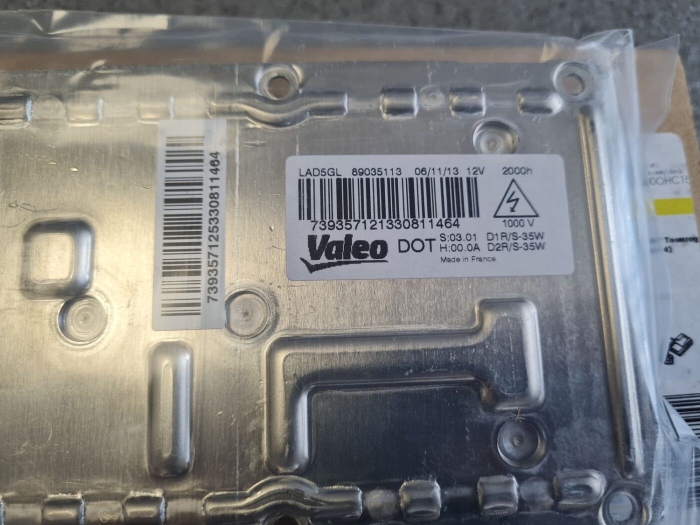 Ksenona vadības bloks priekš 2 Ksenona vadības bloks priekš