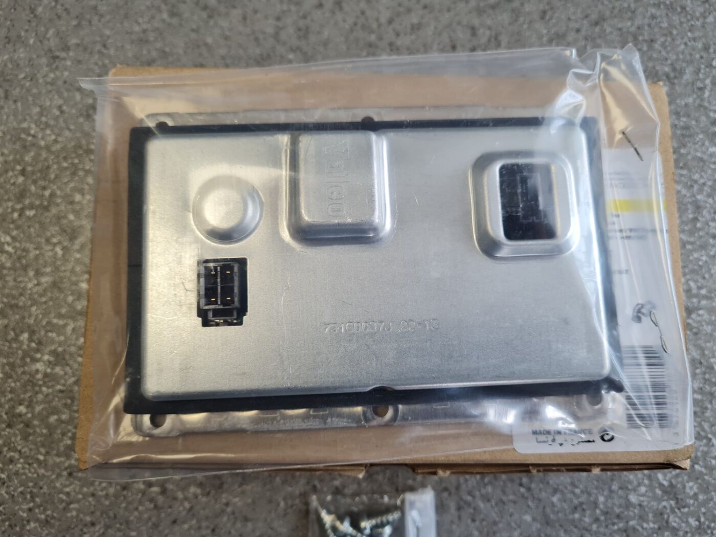 Ksenona vadības bloks priekš 4 Ksenona vadības bloks priekš