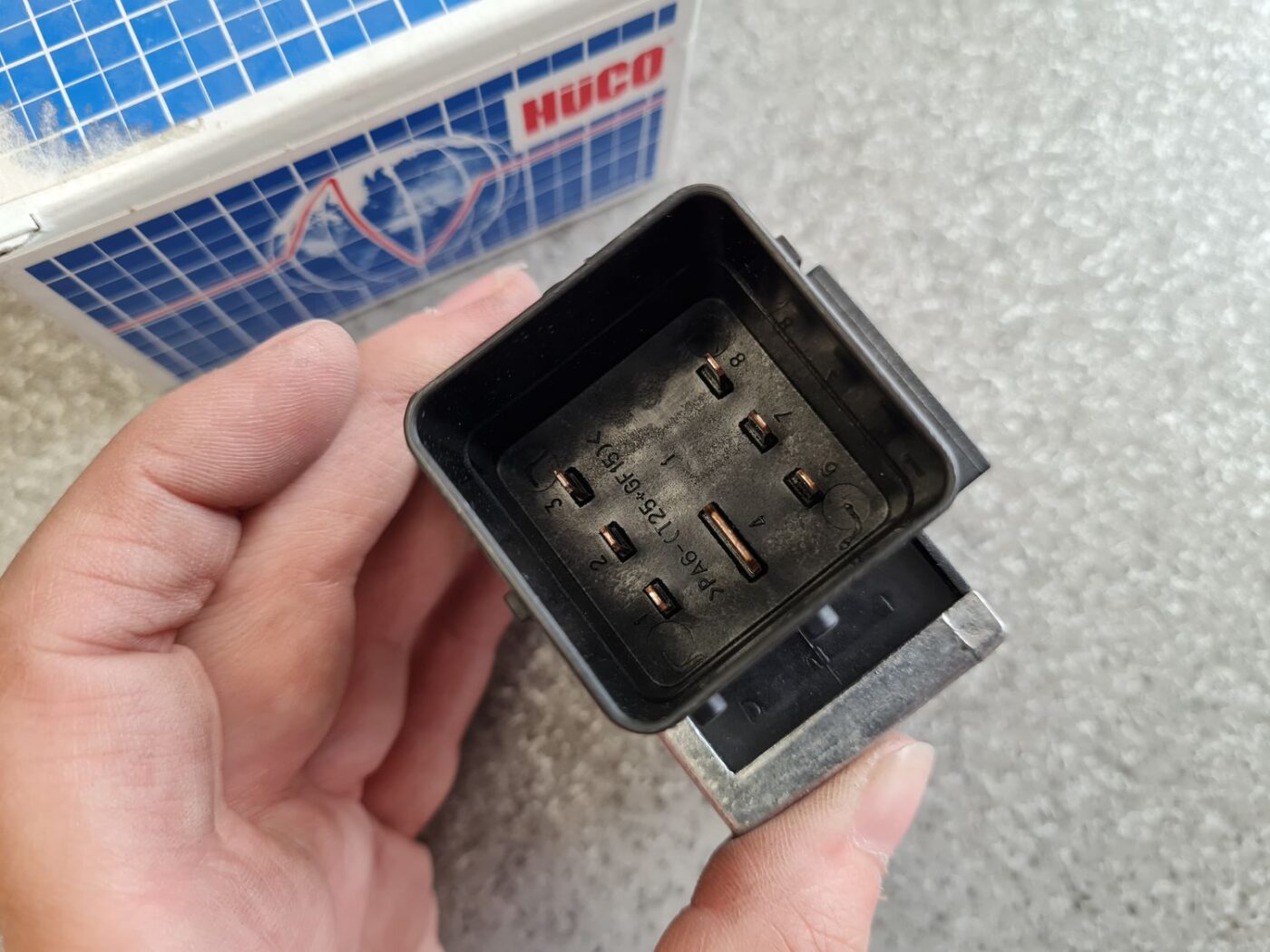 Augstsprieguma spole priekš 4 Augstsprieguma spole priekš