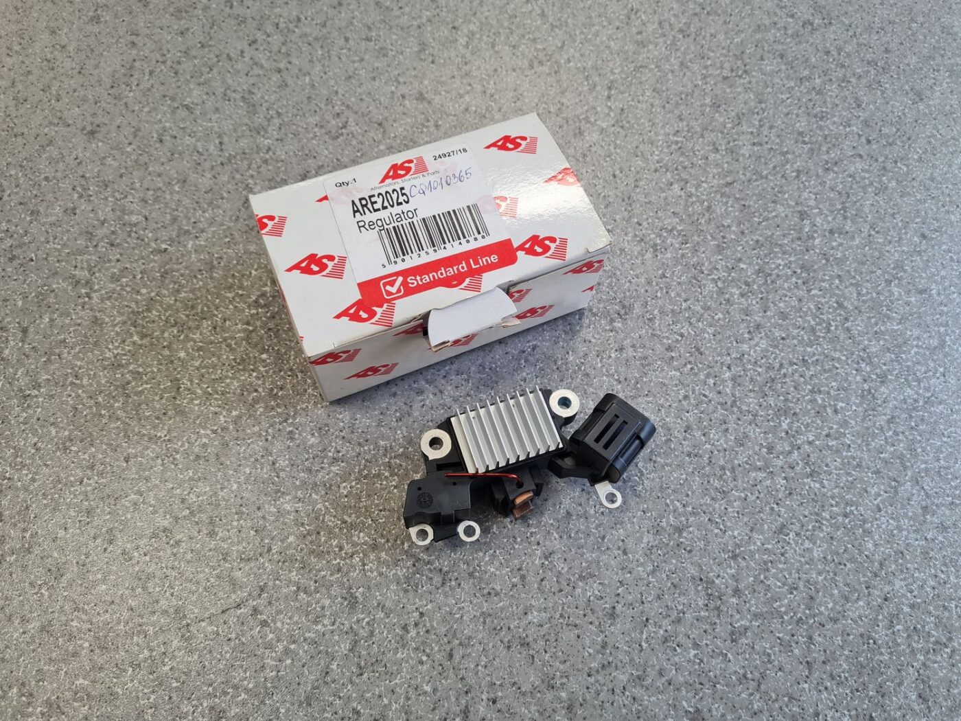 Ģeneratora sprieguma regulators priekš 1 Ģeneratora sprieguma regulators priekš