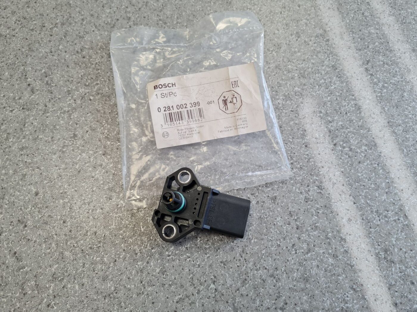 Ieplūdes kolektora spiediena devējs priekš 2 Ieplūdes kolektora spiediena devējs priekš