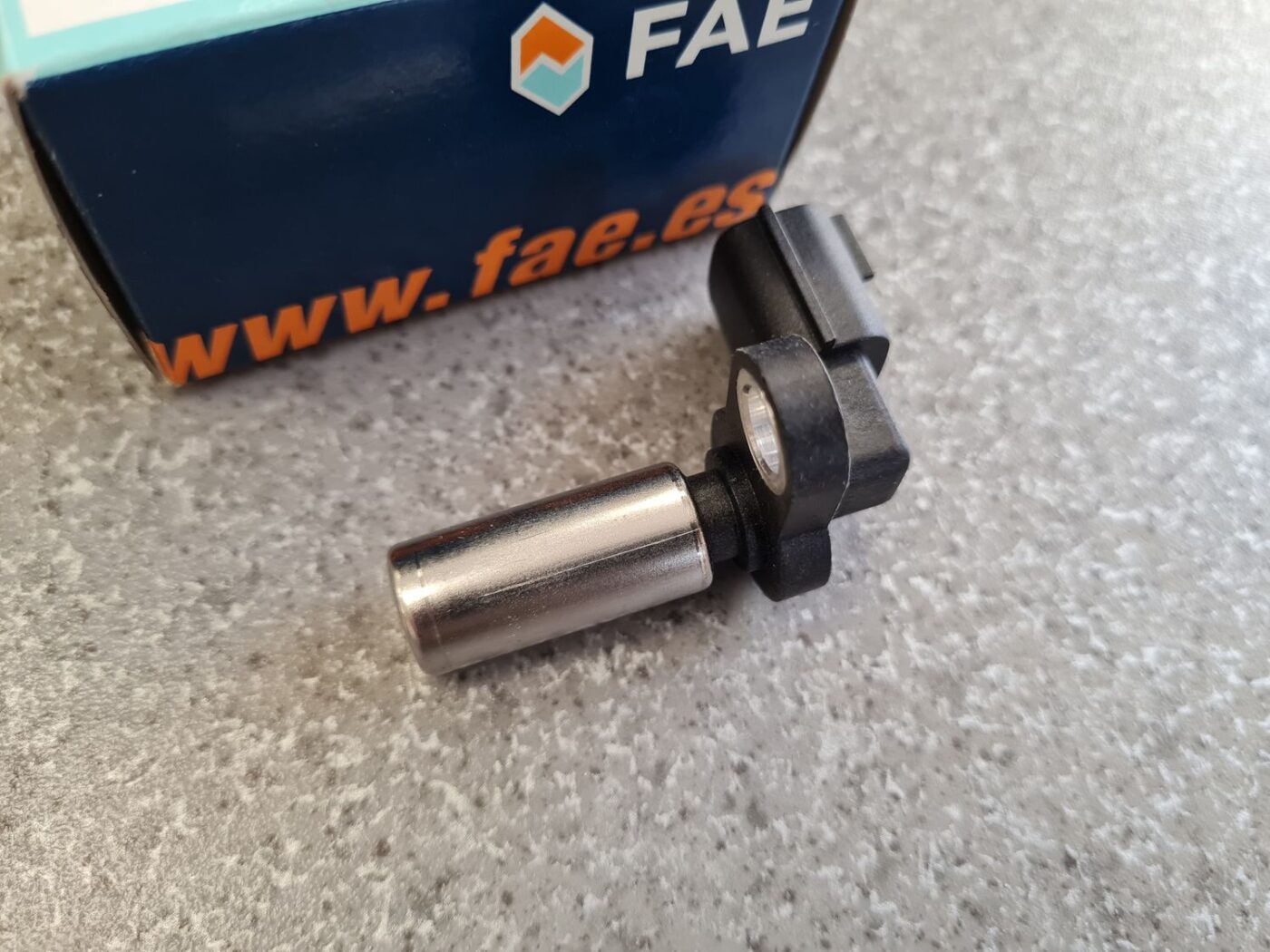 Sadales vārpstas devējs priekš 2 Sadales vārpstas devējs priekš