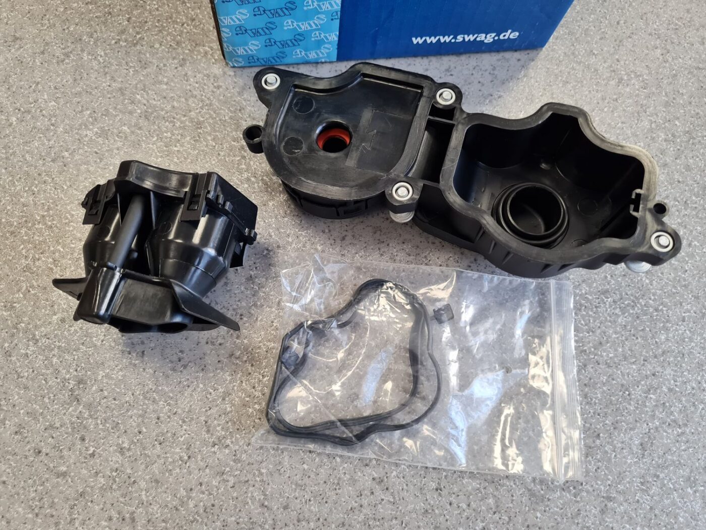 Kartera ventilācijas vārsts priekš 4 Kartera ventilācijas vārsts priekš