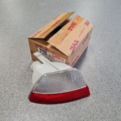 Atpakaļgaitas signāla lukturis priekš