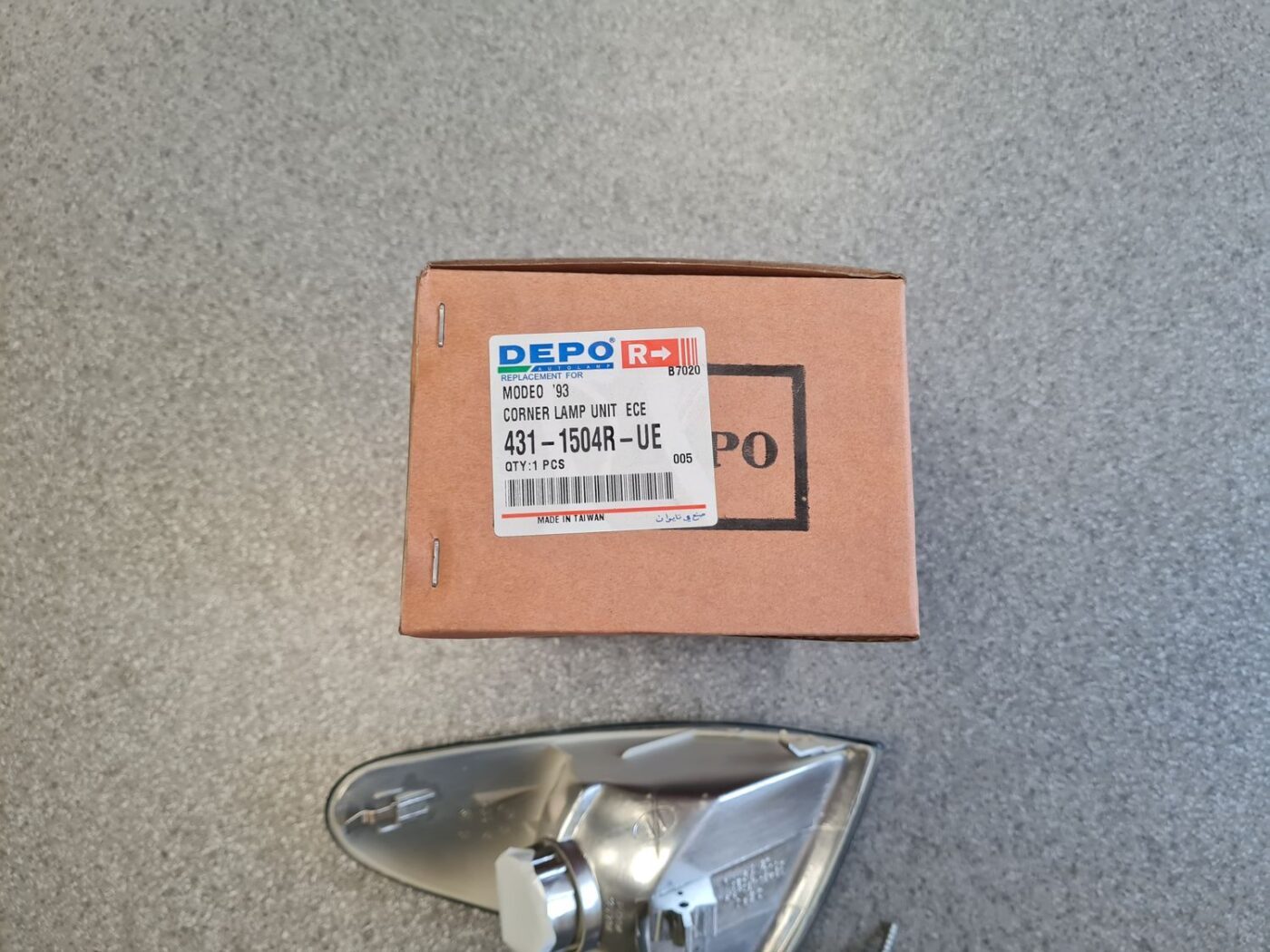 Pagrieziena signala lukturis priekš 3 Pagrieziena signala lukturis priekš