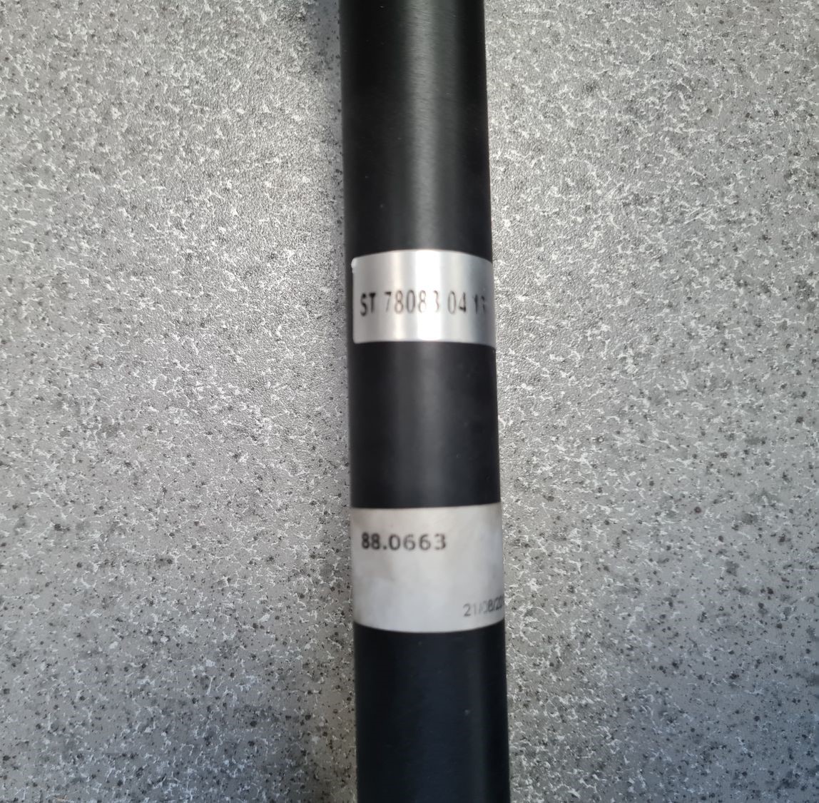 Pusass priekšējā kreisā priekš 2 Pusass priekšējā kreisā priekš