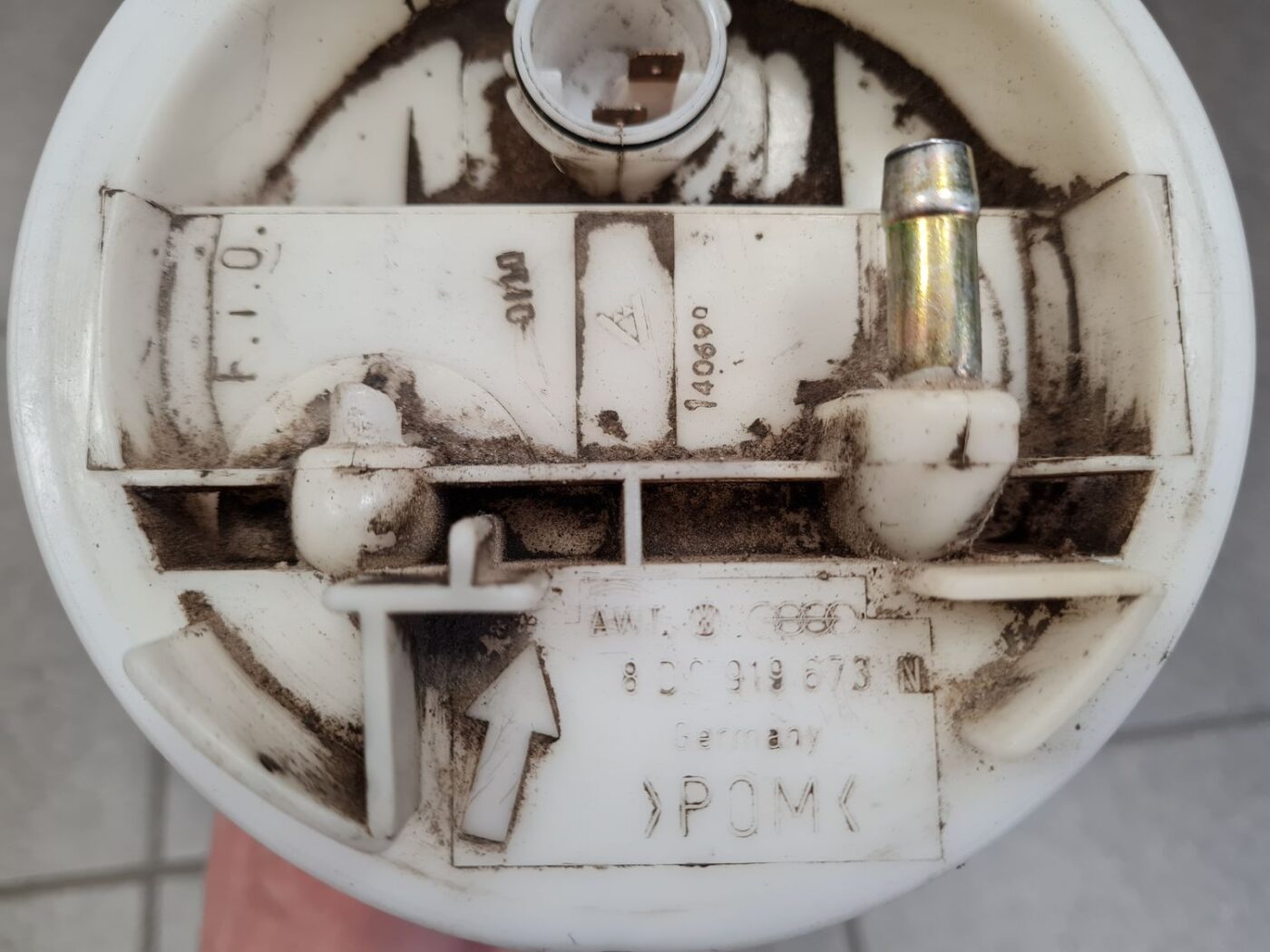 Degvielas tvertnes sūkņa līmeņa devējs priekš AUDI A4 1999 6 Degvielas tvertnes sūkņa līmeņa devējs priekš AUDI A4 1999