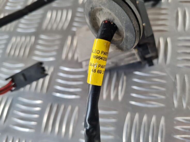 Salona ventilatora rezistors priekš SAAB 9-5 1999