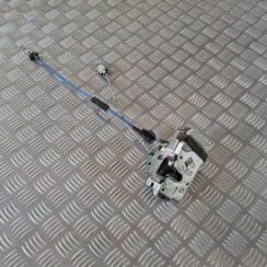 Priekšējo labo durvju slēdzene priekš SAAB 9-5 1999