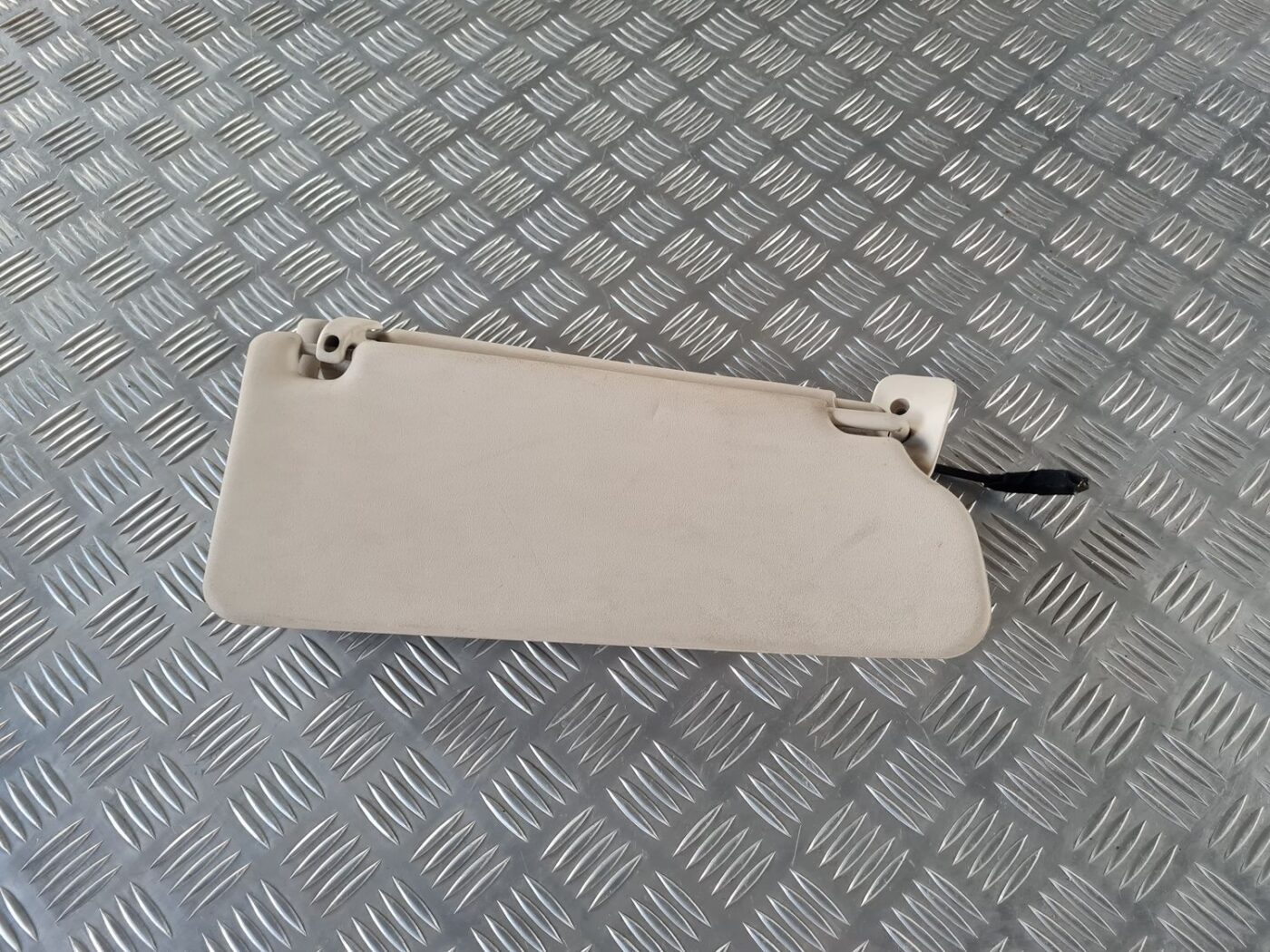 Saules aizsargs priekš SAAB 9-5 1999 2 Saules aizsargs priekš SAAB 9-5 1999