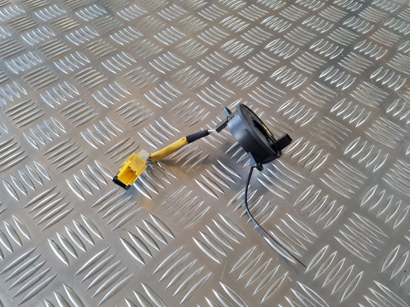 Drošības spilvena slīdgredzens priekš SAAB 9-5 1999 2 Drošības spilvena slīdgredzens priekš SAAB 9-5 1999