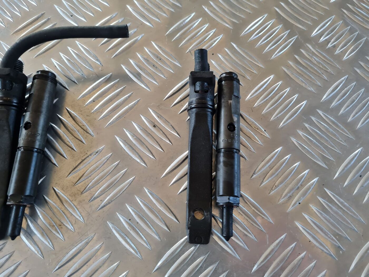 Degvielas smidzinātājs priekš SAAB 9-5 1999 7 Degvielas smidzinātājs priekš SAAB 9-5 1999