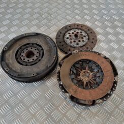 Sajūga komplekts priekš SAAB 9-5 1999