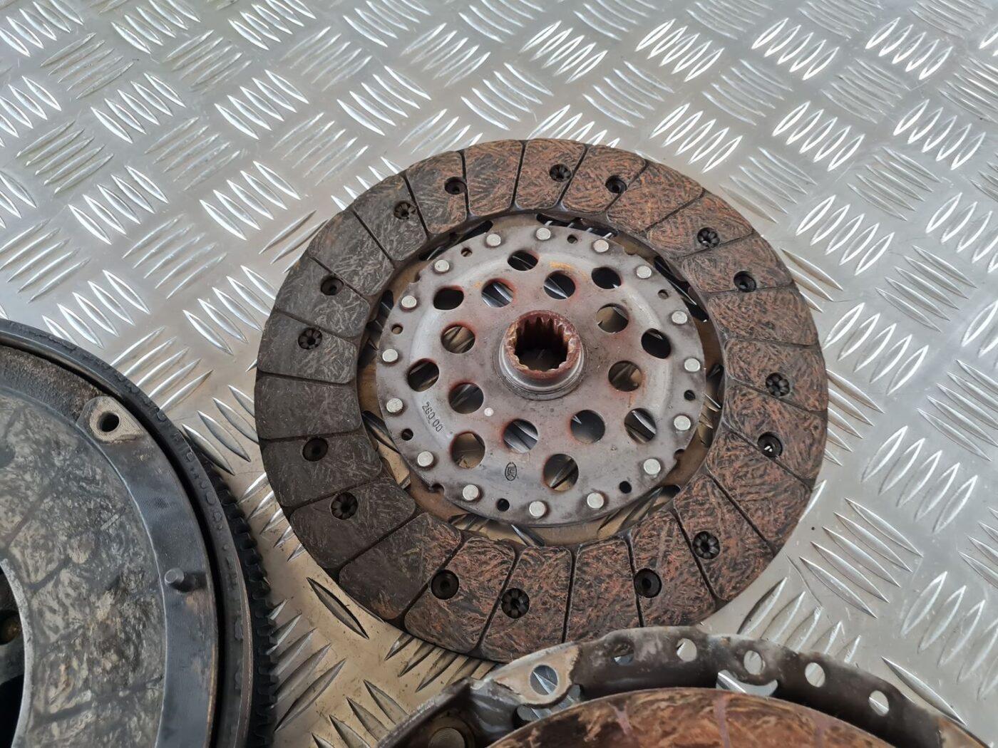 Sajūga komplekts priekš SAAB 9-5 1999 7 Sajūga komplekts priekš SAAB 9-5 1999