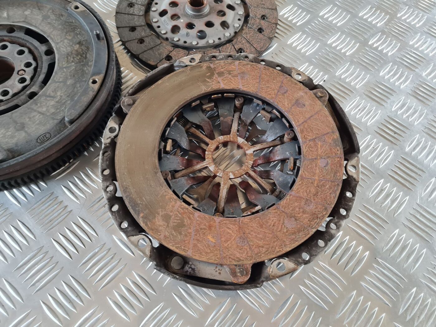 Sajūga komplekts priekš SAAB 9-5 1999 6 Sajūga komplekts priekš SAAB 9-5 1999