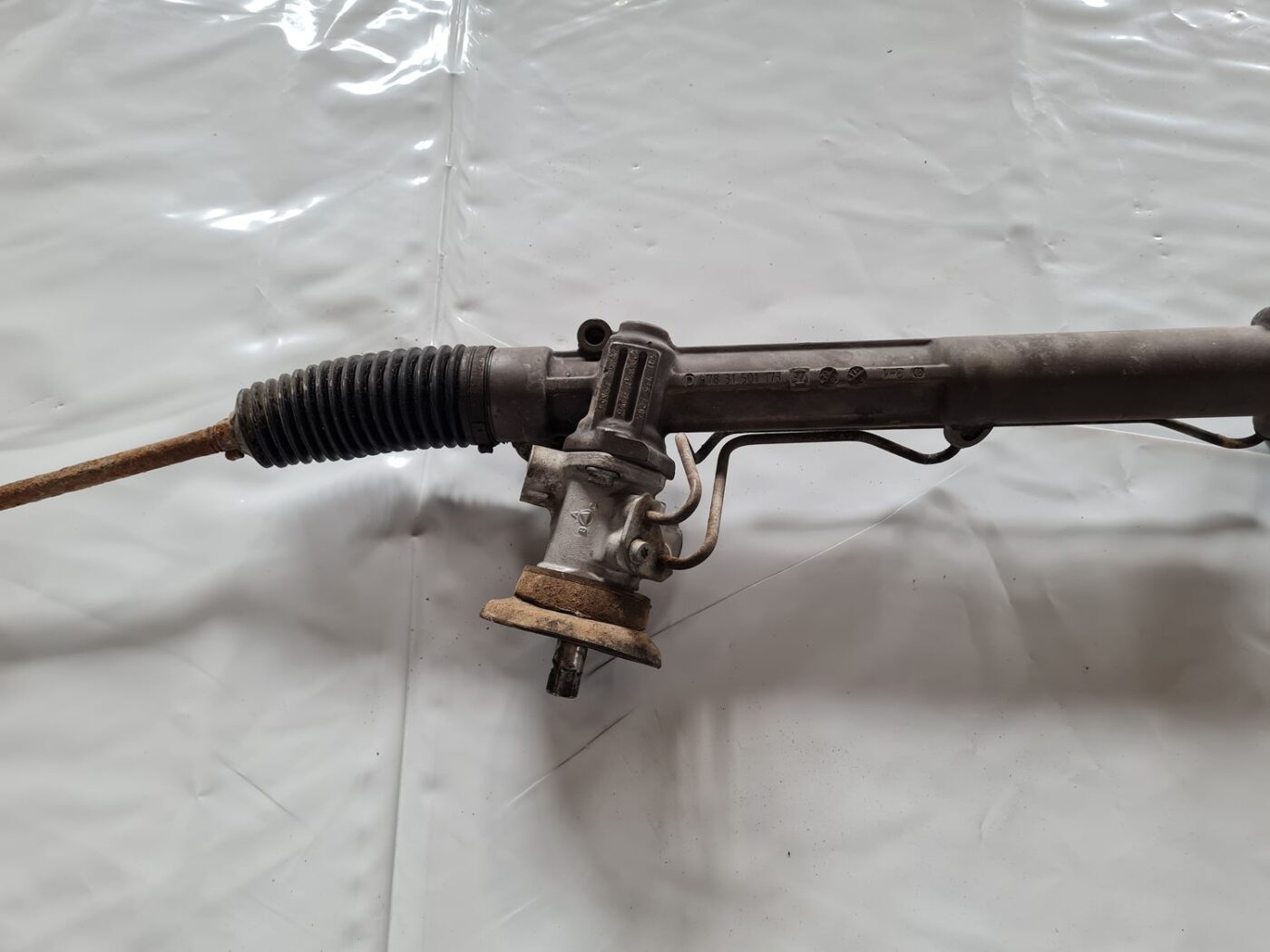 Stūres mehānisms priekš SAAB 9-5 1999 4 Stūres mehānisms priekš SAAB 9-5 1999