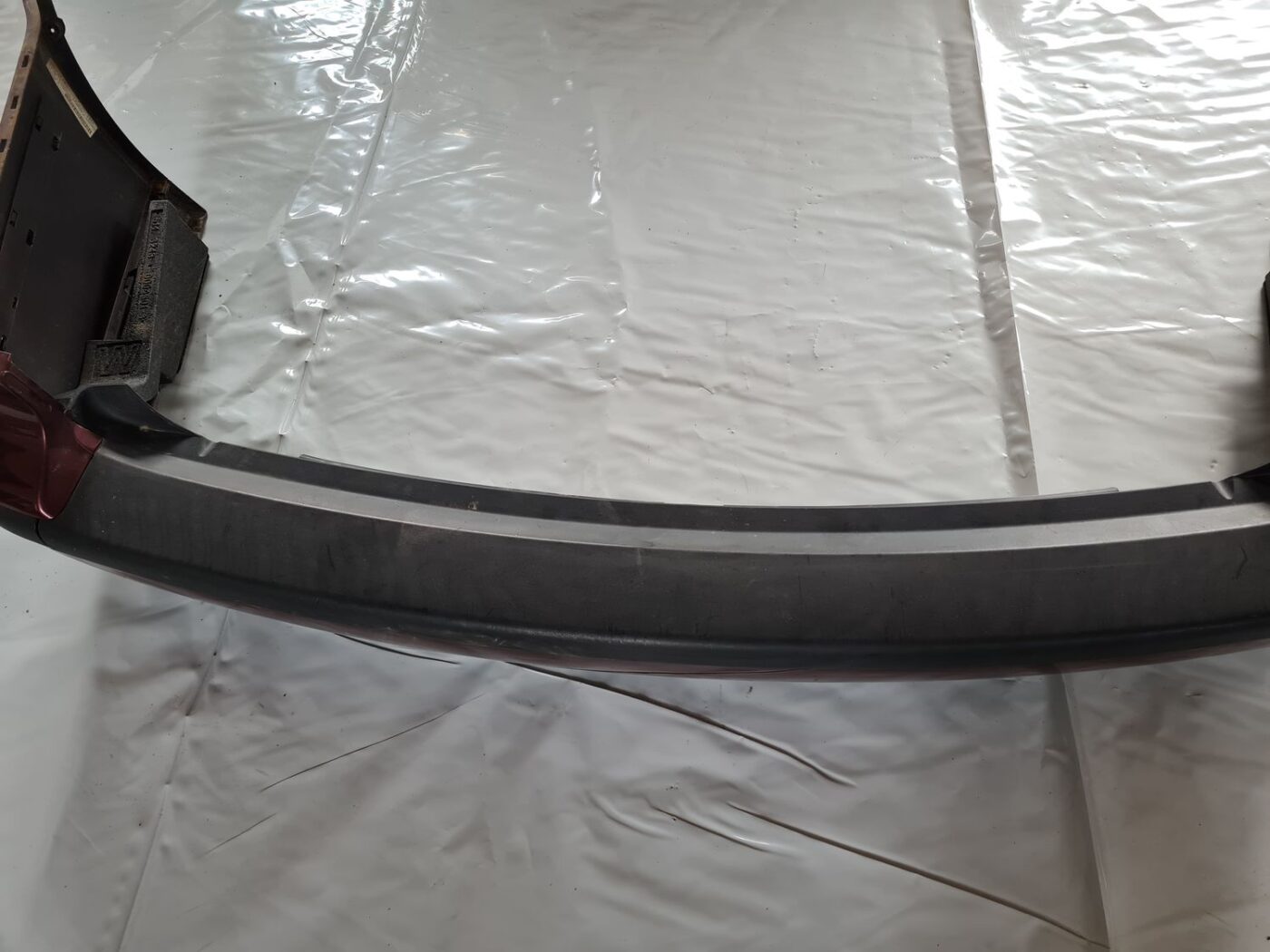 Aizmugures buferis priekš SAAB 9-5 1999 8 Aizmugures buferis priekš SAAB 9-5 1999