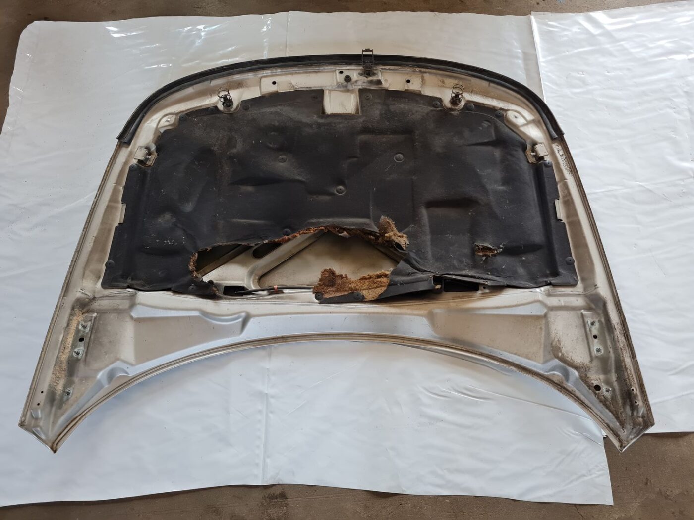 Pārsegs priekš SAAB 9-5 1999 7 Pārsegs priekš SAAB 9-5 1999