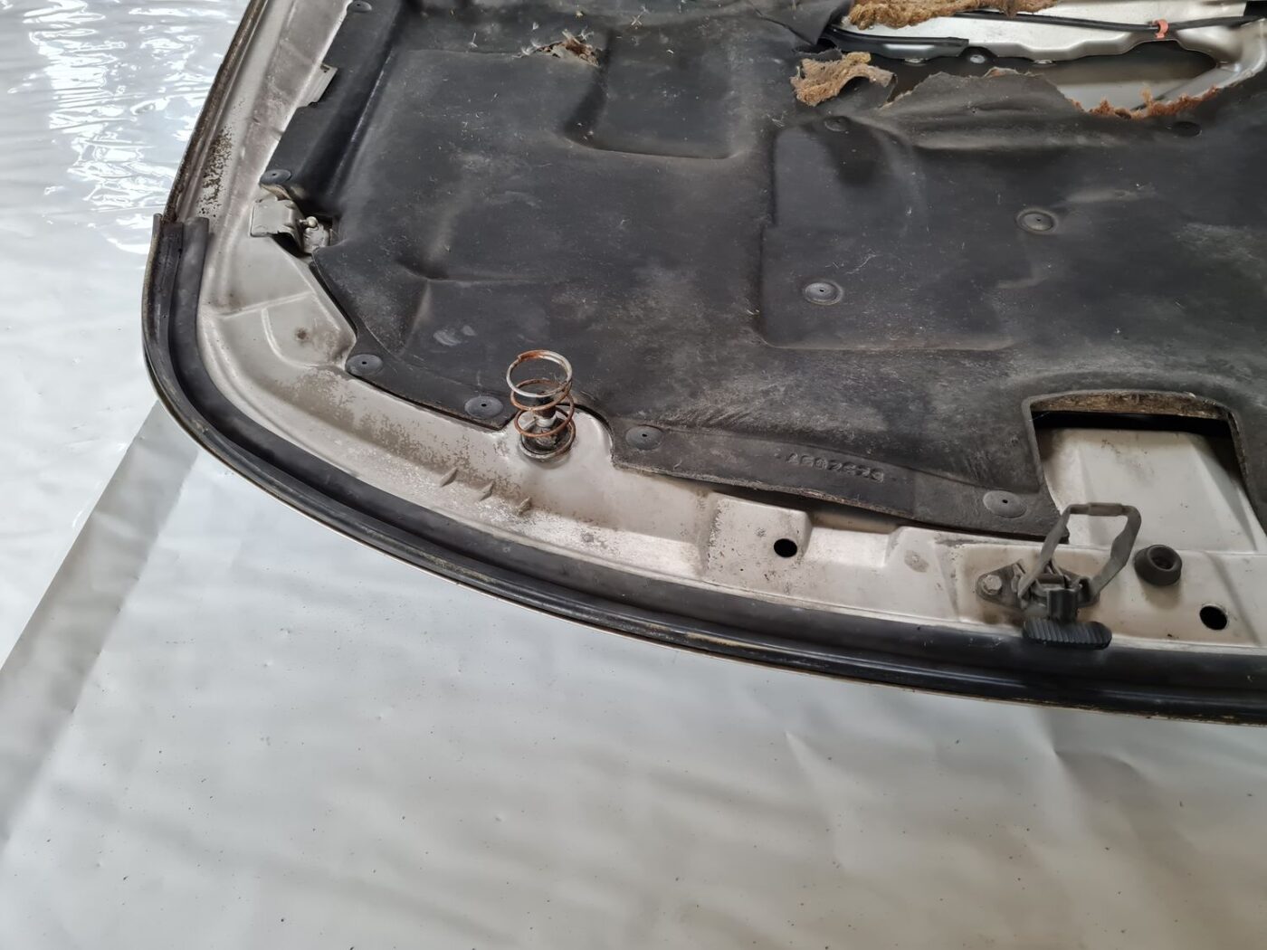 Pārsegs priekš SAAB 9-5 1999 3 Pārsegs priekš SAAB 9-5 1999