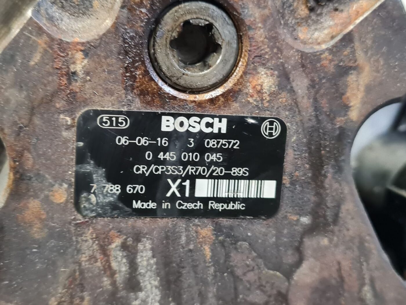 Augstspiediena degvielas sūknis priekš BMW 520D E60 2006 ENG. 7 Augstspiediena degvielas sūknis priekš BMW 520D E60 2006 ENG.